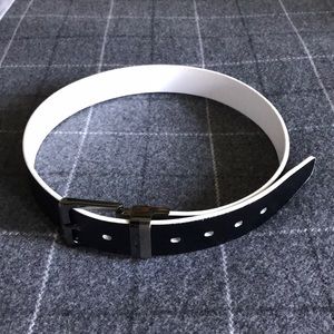 Structure Reversible Belt